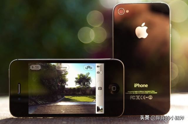 為什么蘋果手機(jī)拍視頻很清楚，但是發(fā)給別人，或者上傳就很模糊，要怎么發(fā)才不模糊呀？